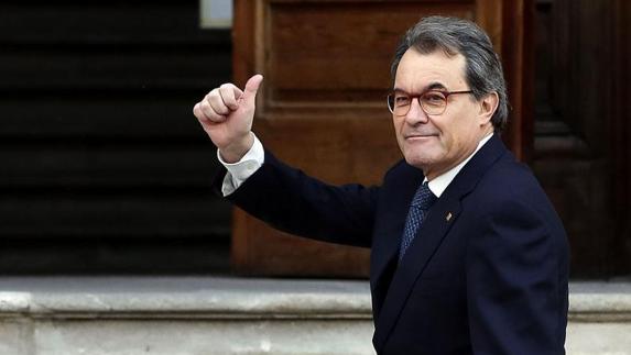 El expresidente de la Generalitat Artur Mas, a su llegada al TSCJ en la última jornada del juicio del 9N.