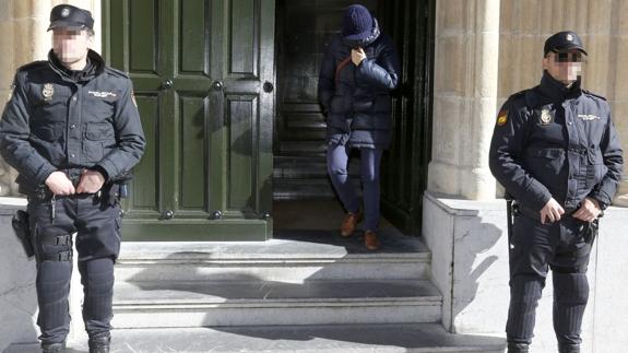 Los acusados en libertad por el crimen de Roberto Larralde piden protección para preservar su seguridad durante el desarrollo del juicio