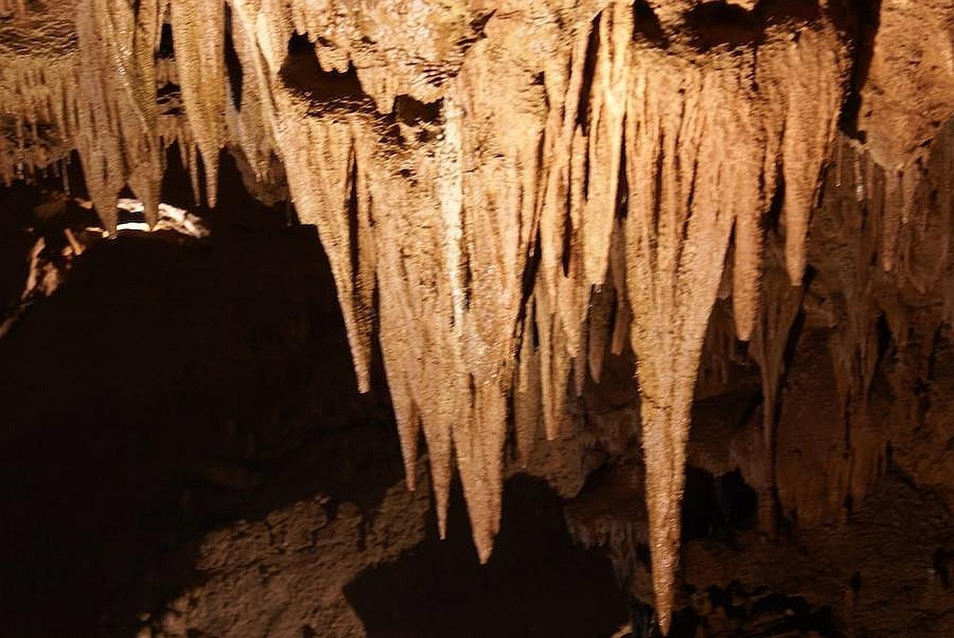 Cueva de Valporquero