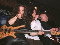 El grupa Saratoga, que actúa mañana en el Valdorrock, a 18 kilómetros de Burgos. Foto: Ricardo Otazo