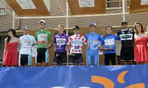 El podio de ganadores de esta nueva edición de la Vuelta a Segovia / Javier Segovia