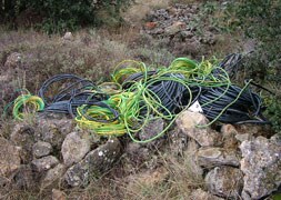 El cable recuperado por la Guardia Civil en Grijota. / El Norte