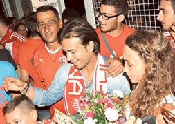 Chipre idolatra a Diego León