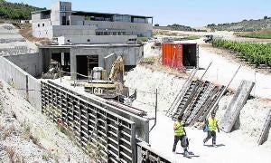 Obras en la bodega de la Ribera del Duero. / A. Ojosnegros