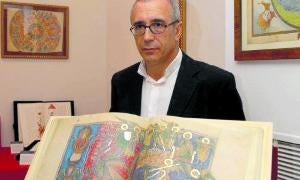 Manuel Moleiro: «Los clones de códices hacen posible el disfrute de joyas bibliográficas»