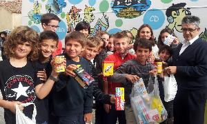 Los bibliobuses llevan esta semana su recogida de alimentos a 36 localidades
