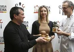 Massimo Bottura y Jose Antonio González y Alicia García./ R. Gómez
