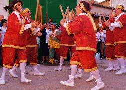 Danza del paloteo, recuperada el 24 de agosto después de cuatro décadas./ Luis Antonio Curiel