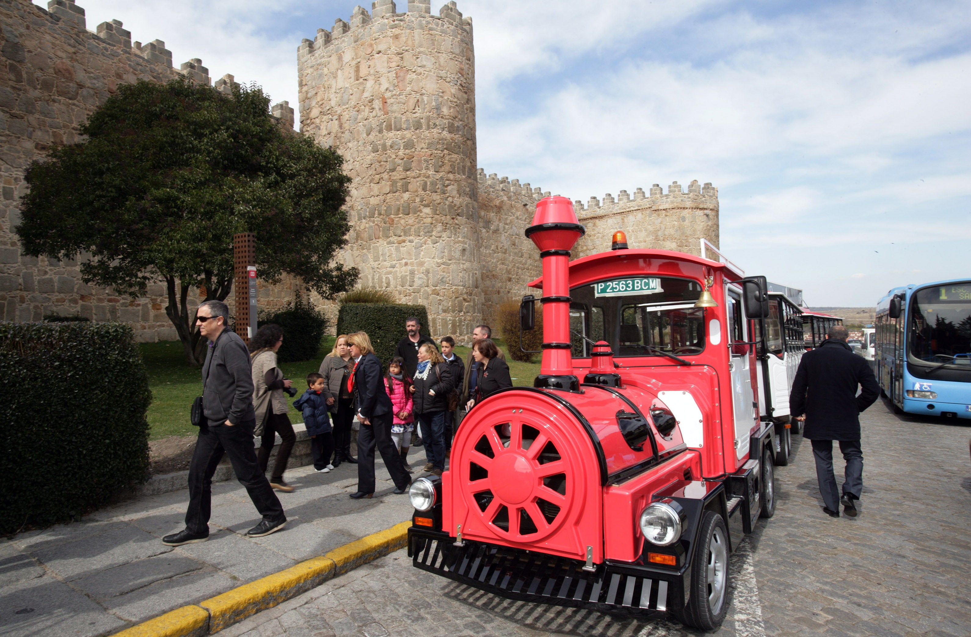 Nuevo tren turístico para recorrer la ciudad. / Ical.