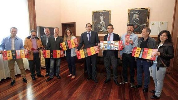 Representantes de las asociaciones promotoras de la iniciativa.