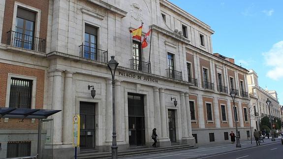 Fachada de la Audiencia Provincial de Valladolid. 