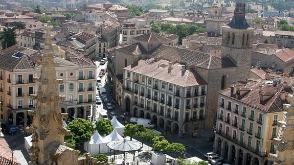 Vista parcial del casco histórico de Segovia desde la Catedral. 