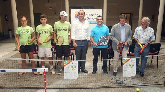 Presentación del programa Especialízate en el patio de la Diputación Provincial de Segovia. 