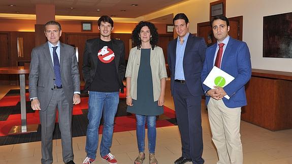 Andrés Ortega, Rubén Bugeda, Teresa Cristóbal, Borja Alcalde y Antonio Marcos en el Novotel El Palero de Valladolid. 