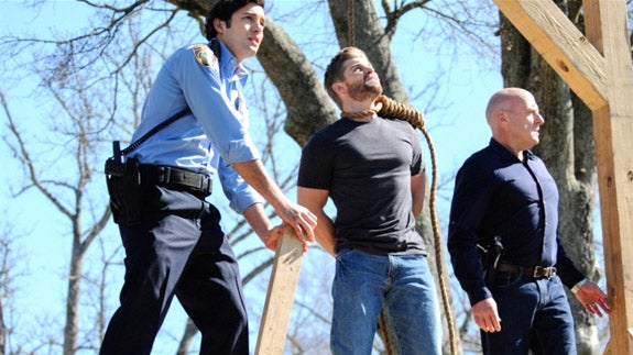 Una secuencia de 'La Cúpula'