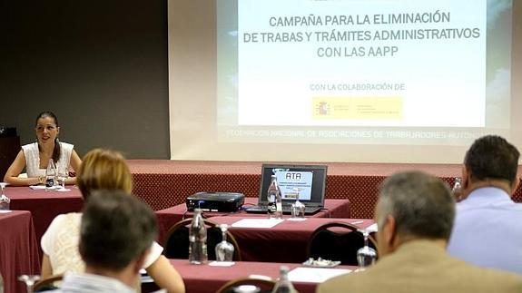 Soraya Maor interviene en un momento de las jornadas. / N. GALLEGO-EFE