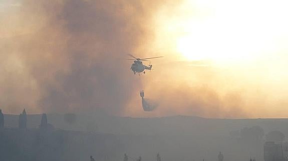 Incendio en Castillejo de Martín Viejo 