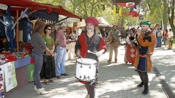 Mercado Medieval celebrado en el parque del Sotillo durante las últimas fiestas de San Antolín. 
