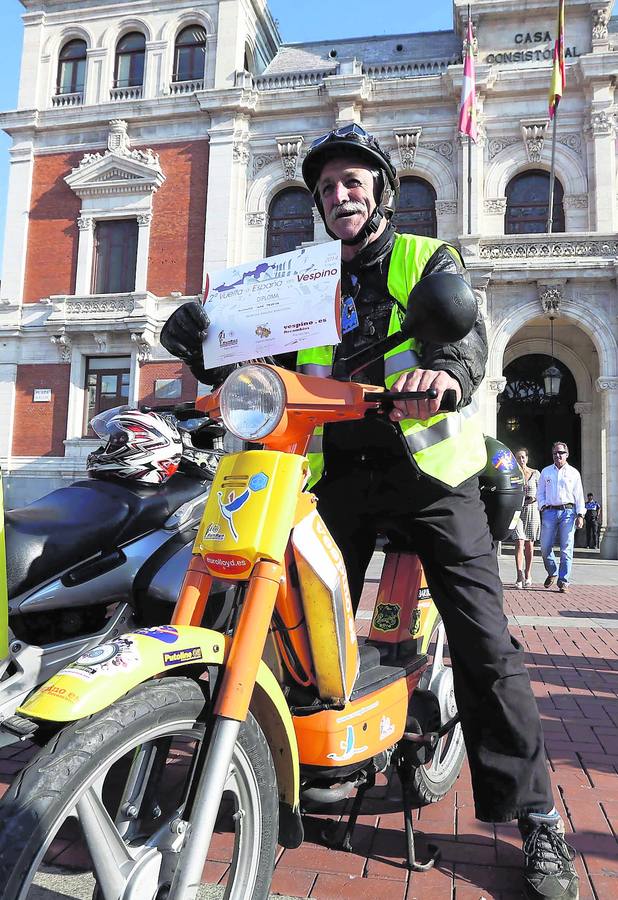 La vespino a su llegada a la Plaza Mayor. Aida Rodríguez
