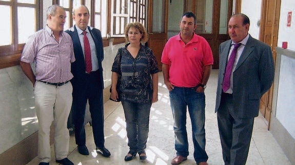 Cevico Navero pide ayuda para el arreglo del lavadero municipal
