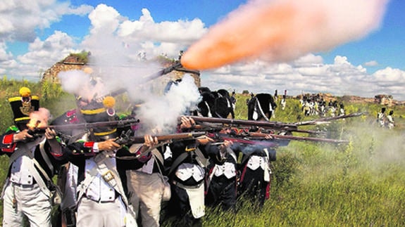 Recreación por la batalla de Fuentes de Oñoro en mayo de 2011. 