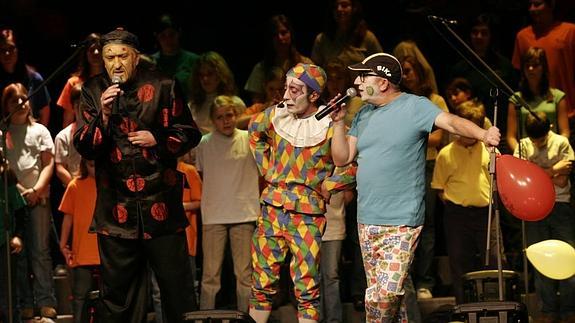 Los integrantes de La Carraca, durante uno de sus conciertos.