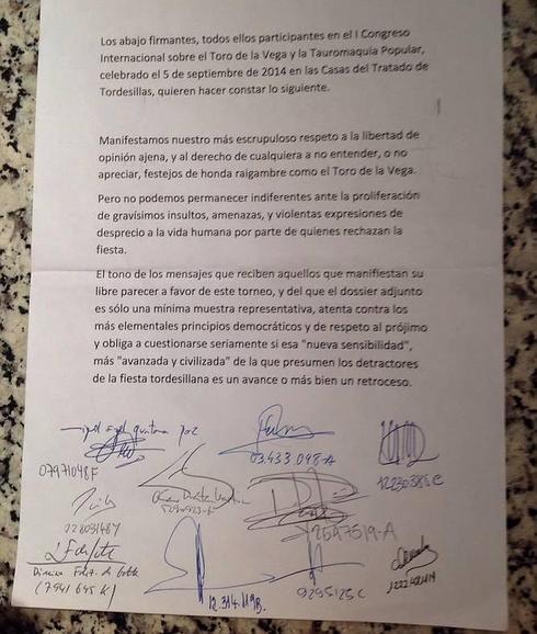 Primera hoja del documento firmado por los participantes en el congreso 