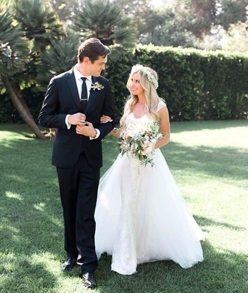 Ashley Tisdale y Christopher French se casan en secreto y publican fotos de la boda en Instagram
