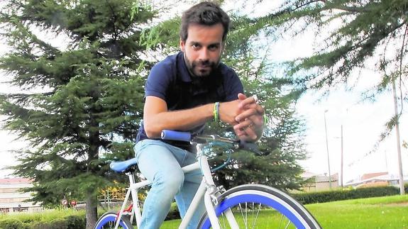 Sergio Monge realizará un reto para ayudar a Nacho, un niño con la enfermedad de Dent
