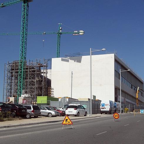 OHL-Segesa prevé concluir las obras del edificio del CAT antes de abril de 2015