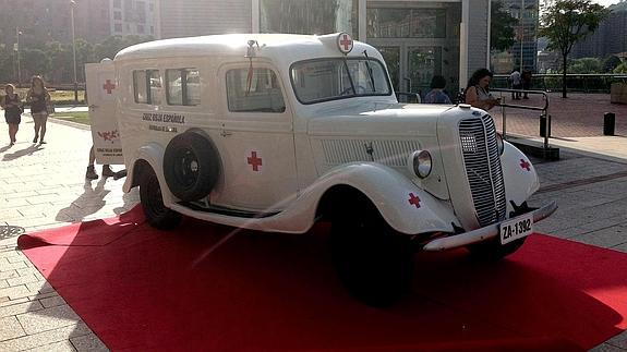 Ambulancia de Cruz Roja más antigua de España, que data de 1940. 