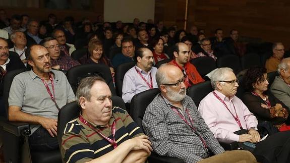 Asistentes a las ponencias del encuentro nacional de Cofradías, Hermandades y Pasos del Descendimiento