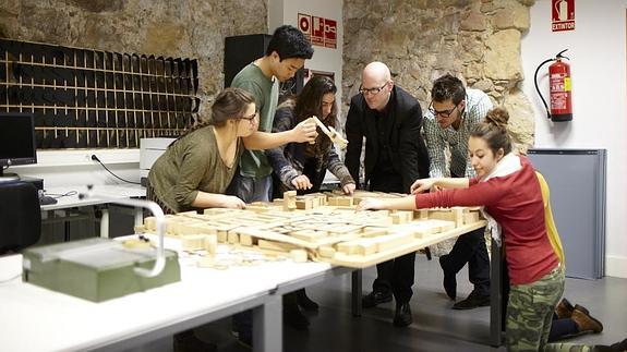 Alumnos en una clase de Arquitectura. 