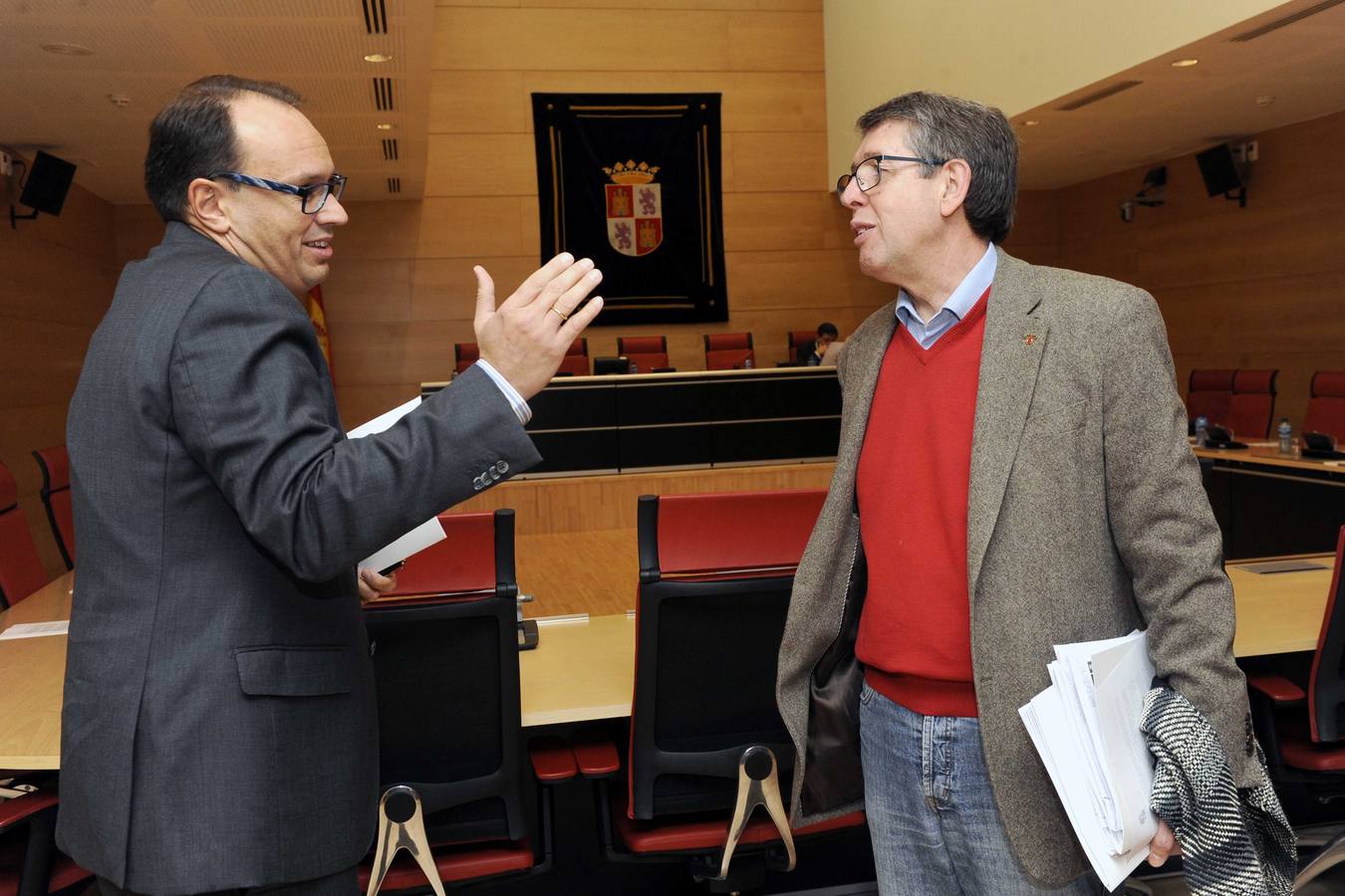 Las residencias transformadas en 'hogares' atenderán a 1.200 mayores en 2015