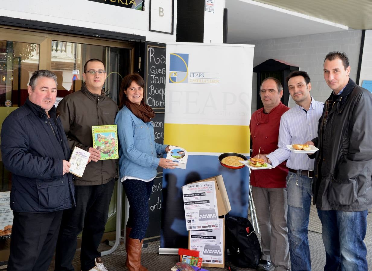 Hosteleros del entorno de Francisco Suárez y Curtidores, en la presentación de la campaña.