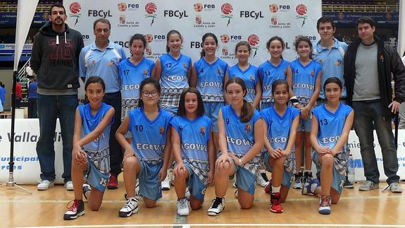 Selección de Segovia femenina de minibasket. 