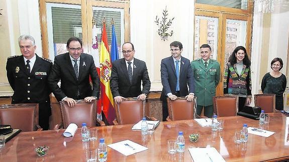 Reunión de la Junta Local de Seguridad de Palencia, en la Subdelegación del Gobierno.