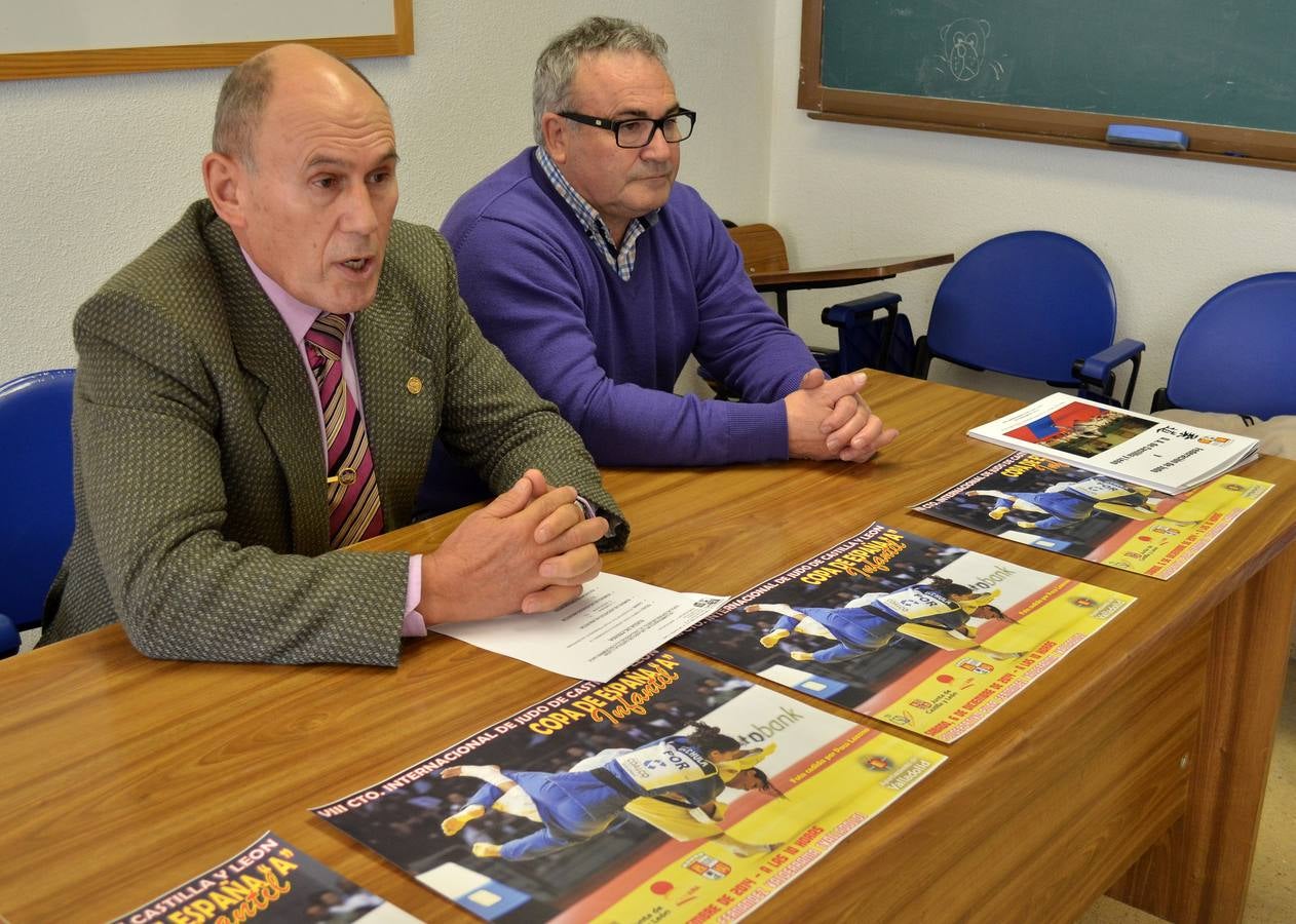 Vicente Zarza y Lorenzo Hernández, presidente y directivo de la Federación regional, respectivamente.