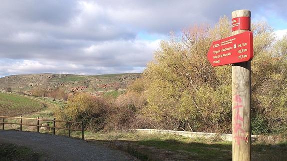 Peatones y ciclistas tienen prioridad en el uso de la Vía Verde Valle del Eresma