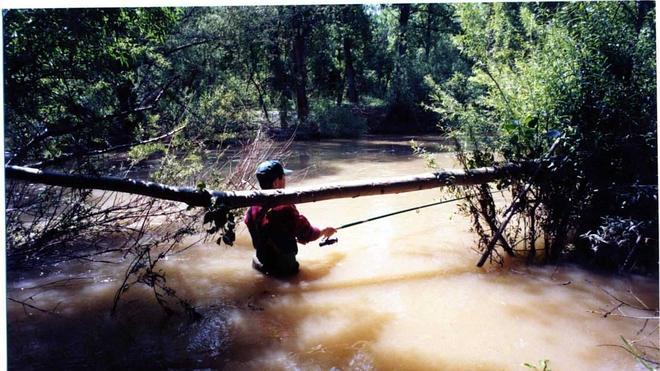 La Junta busca fórmulas para recuperar a 80.000 pescadores que no renovaron la licencia