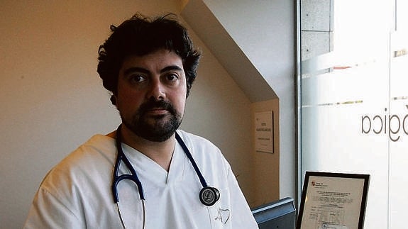 Un médico segoviano salva la vida a un atleta que sufrió un infarto en la San Silvestre de Salamanca