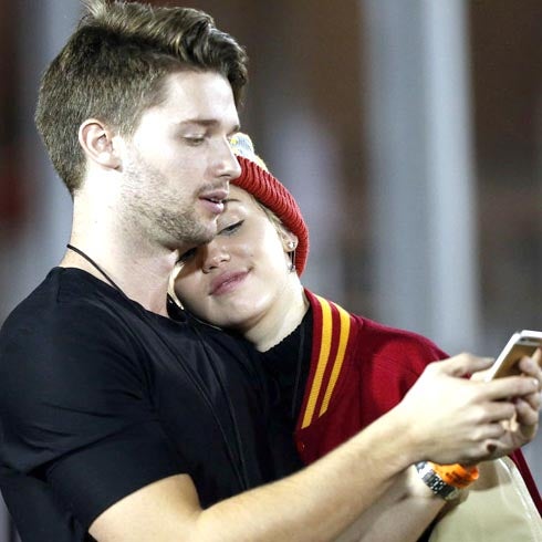 Patrick Schwarzenegger y Miley Cyrus