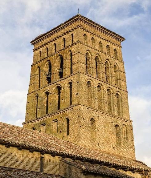 Torre de San Lorenzo, en la localidad leonesa de Sahagún.