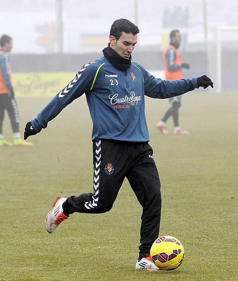 Alejandro Alfaro durante una sesión de entrenamiento con el Real Valladolid