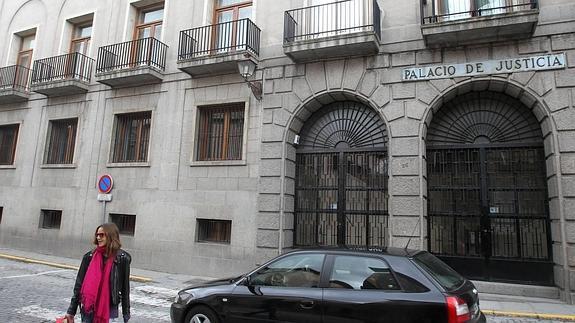 Fachada de la Audiencia Provincial de Segovia.