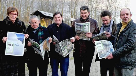 Estrella Sanz (alcaldesa de La Parrilla), Luis Berzosa (alcalde de Santibáñez), Jesús Bazán (alcalde de Traspinedo), Manuel Fernández (concejal de Santibáñez), Jesús Manuel García (concejal de Bahabón) y Julio César García (alcalde de Campaspero).