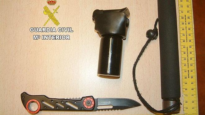 Imagen del material incautado por la Guardia Civil.