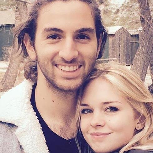 Stella del Carmen con su novio Ari