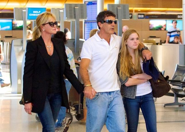 Banderas con su ex Melanie Griffith y Stella del Carmen