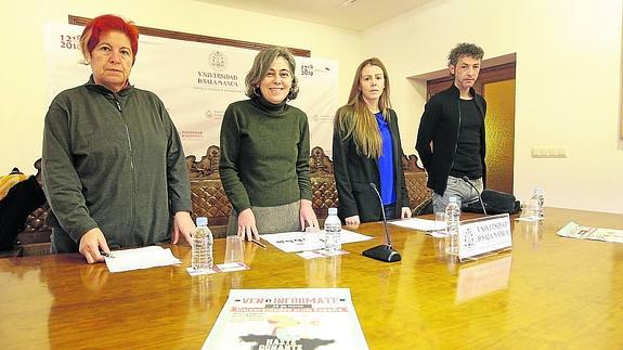 Rosa Rodríguez, Cristina Pita, Patricia Isabel Hidalgo y Emilio Papel presentaron la campaña. 